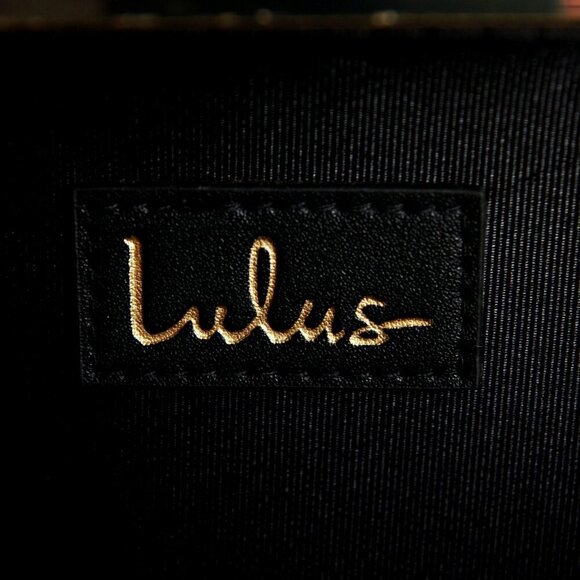 NWT Lulu\'s Beaded Hard Case Clutch Multicolor Orange with Removable Golden Chain